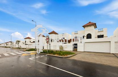 Villa - 4 Bedrooms - 6 Bathrooms for rent in Alreeman II - Al Shamkha - Abu Dhabi Villa - 4 Bedrooms - 6 Bathrooms for rent in Alreeman II - Al Shamkha - Abu Dhabi