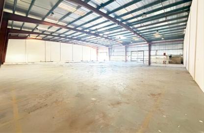 Warehouse - Studio for rent in Phase 2 - Dubai Investment Park (DIP) - Dubai