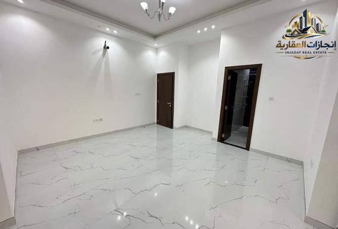 111842881 - Property Image 2