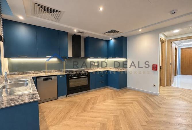 3-bed townhouse in Gardenia Townhomes · Vacant · Upgraded — photo 3