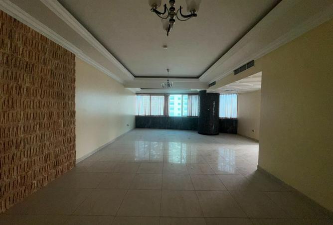 132031212 - Property Image 3