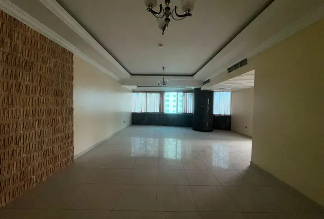 132031212 - Property Image 3