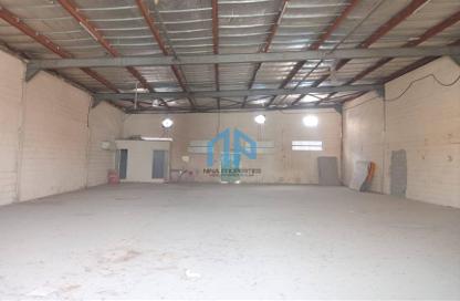 Warehouse - Studio - 2 for rent in Ras Al Khor Industrial 1 - Ras Al Khor - Dubai
