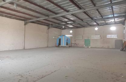 Warehouse - Studio - 2 for rent in Ras Al Khor Industrial 1 - Ras Al Khor - Dubai