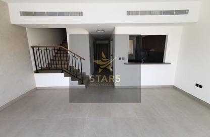 Townhouse - 4 - 3 for rent in Nice - Damac Lagoons - Dubai