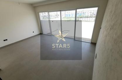 Townhouse - 4 - 3 for rent in Nice - Damac Lagoons - Dubai