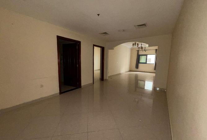 73840944 - Property Image 2