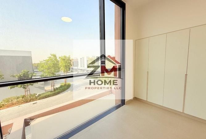 57800582 - Property Image 3