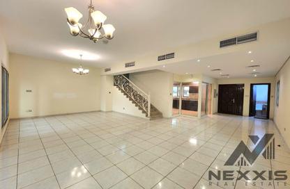 Villa - 4 - 6 for rent in Nakheel Circle Villas - Jumeirah Village Circle - Dubai