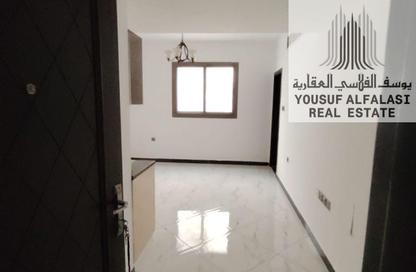 Apartment - Studio - 1 Bathroom for rent in Al Jurf 2 - Al Jurf - Ajman Downtown - Ajman