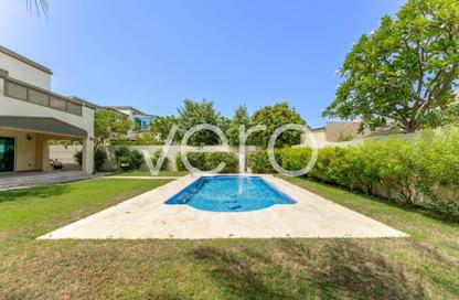 Villa - 4 Bedrooms - 5 Bathrooms for rent in District 3 - Jumeirah Park - Dubai