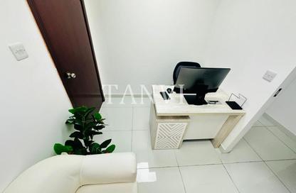 Office Space - Studio - 1 Bathroom for rent in Silver Home Building - Hor Al Anz - Deira - Dubai Office Space - Studio - 1 Bathroom for rent in Silver Home Building - Hor Al Anz - Deira - Dubai