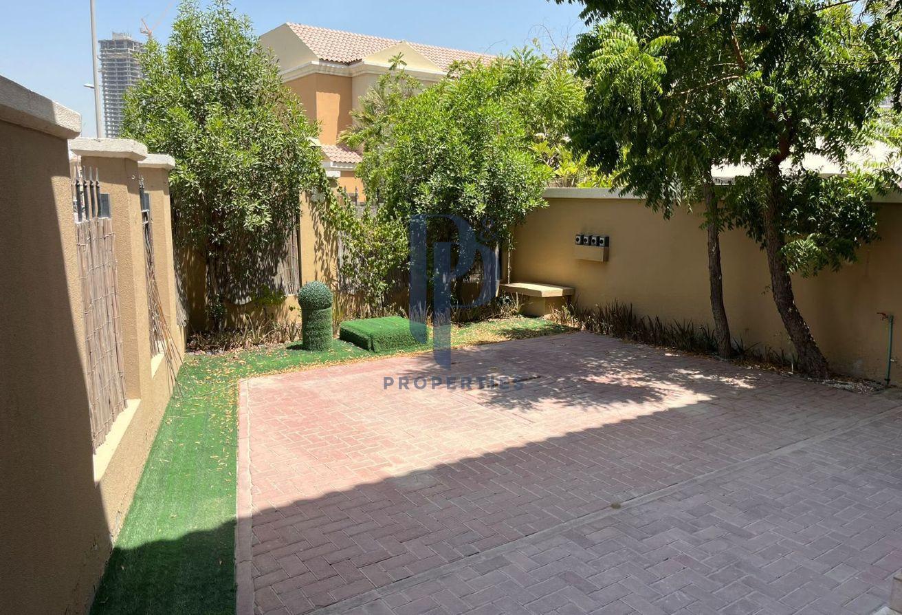Cheapest I Multiple Balconies I Corner Villa photo 4