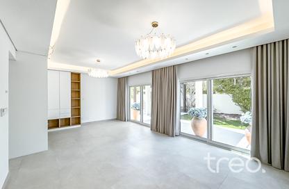 Villa - 4 - 4 for rent in Meadows 1 - Meadows - Dubai Villa - 4 - 4 for rent in Meadows 1 - Meadows - Dubai