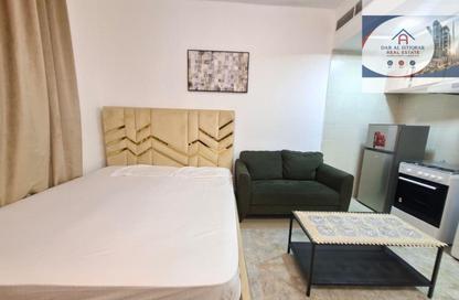 Apartment - Studio - 1 Bathroom for rent in Safia Tower - Al Majaz 3 - Al Majaz - Sharjah