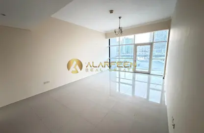 شقة - 1 حمام للايجار في برج الواحة - مدينة دبي الرياضية - دبي