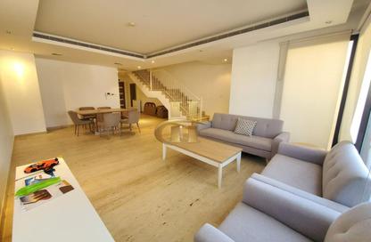 Villa - 4 - 6 for rent in Lilac Park - District 12 - Jumeirah Village Circle - Dubai