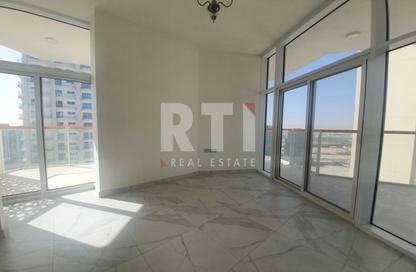 Apartment - 2 Bedrooms - 3 Bathrooms for rent in Millennium Binghatti Residences - Business Bay - Dubai