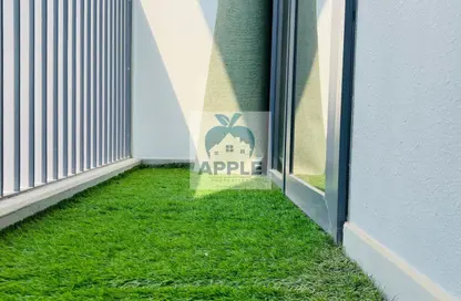 شقة - غرفة نوم - 2 حمامات للايجار في الجادة 1 - الجادة - الشارقة