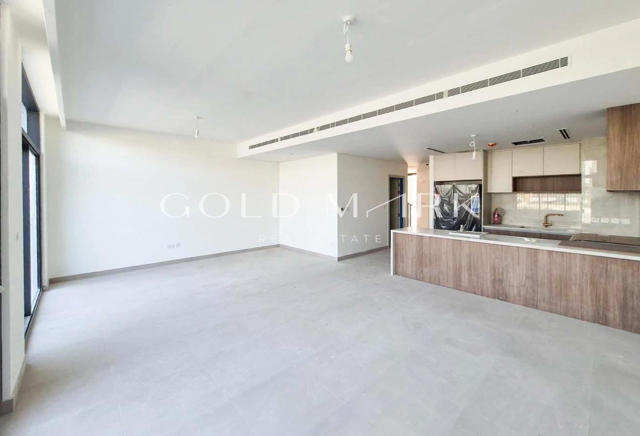 Brand New I One Cheque Only I Vacant Unit photo 3