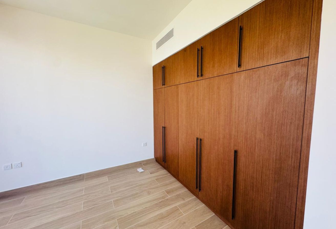 3 bedroom apartment in The Hamilton, Town Square: 7