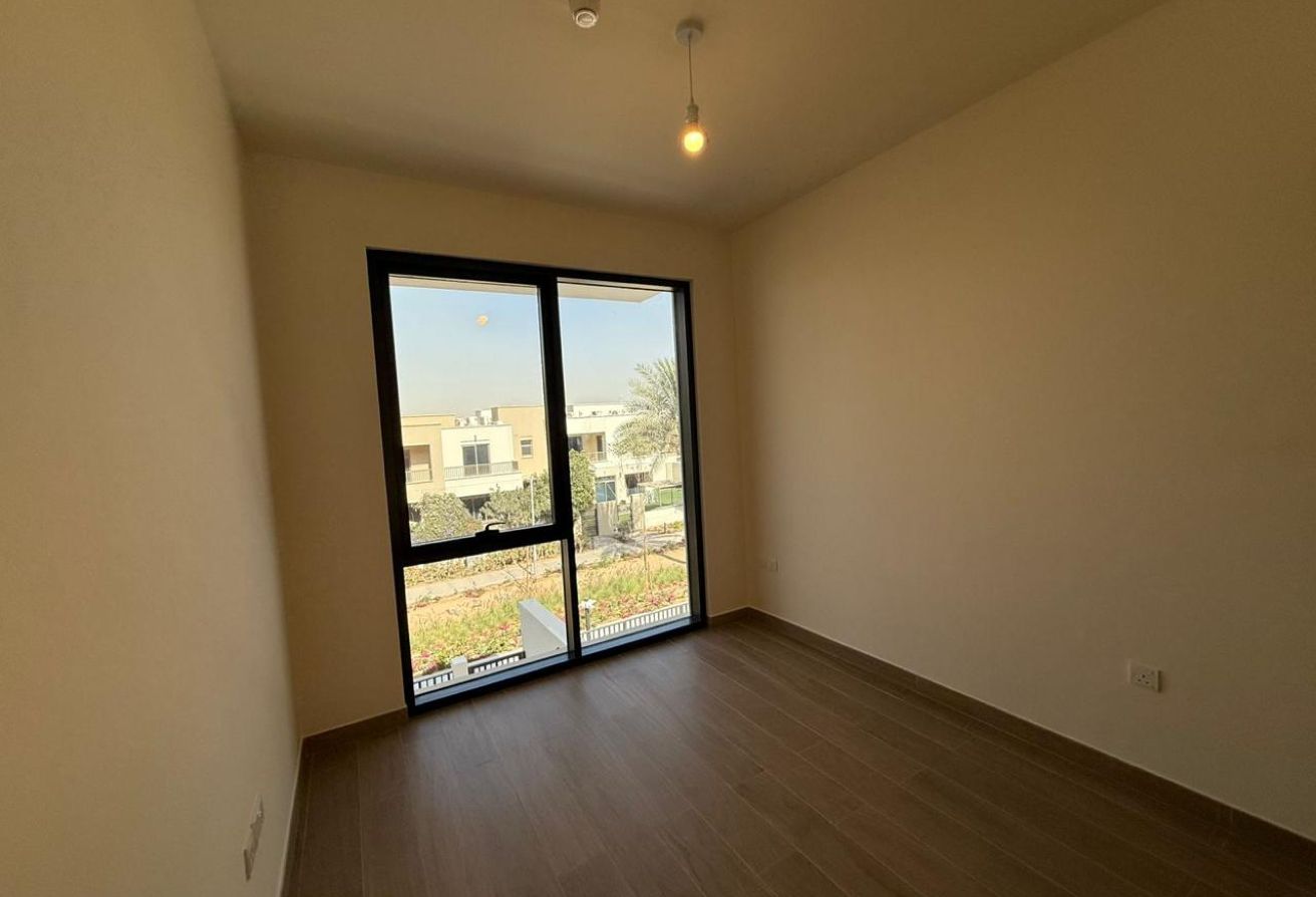 3 bedroom apartment in The Hamilton, Town Square: 9