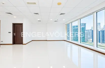Office Space - Studio - 1 Bathroom for rent in The Burlington - Business Bay - Dubai