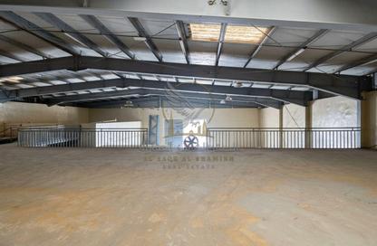 Factory - Studio - 1 for rent in Al Sajaa S - Al Sajaa - Sharjah