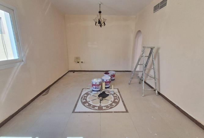 78187434 - Property Image 2