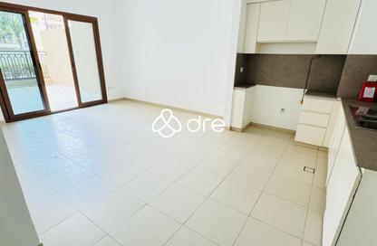 Apartment - 2 Bedrooms - 2 Bathrooms for sale in Zahra Breeze Apartments 3A - Zahra Breeze Apartments 3 - Zahra Breeze Apartments - Town Square - Dubai