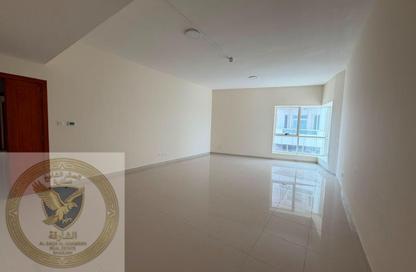 Apartment - 2 Bedrooms - 3 Bathrooms for rent in Al Khan Corniche - Al Khan - Sharjah Apartment - 2 Bedrooms - 3 Bathrooms for rent in Al Khan Corniche - Al Khan - Sharjah