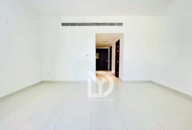 118585896 - Property Main Image