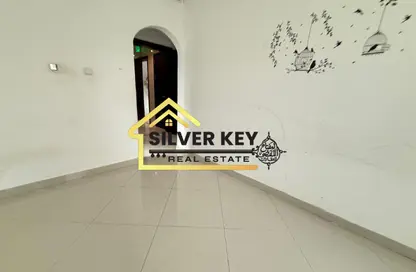 Apartment - 1 Bedroom - 1 Bathroom for rent in Al Qulaya'ah - Al Sharq - Sharjah