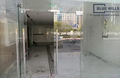 متجر - استوديو - 4 حمامات للايجار في بناية الممزر 916 - الممزر - ديرة - دبي
