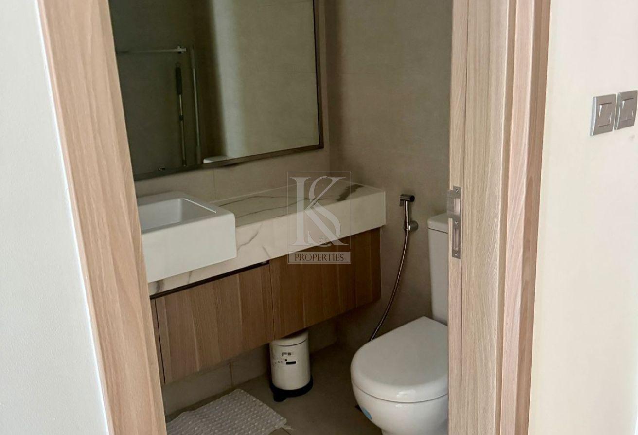 Stunning Views | Elegant and Cozy | Furnished Unit photo 9