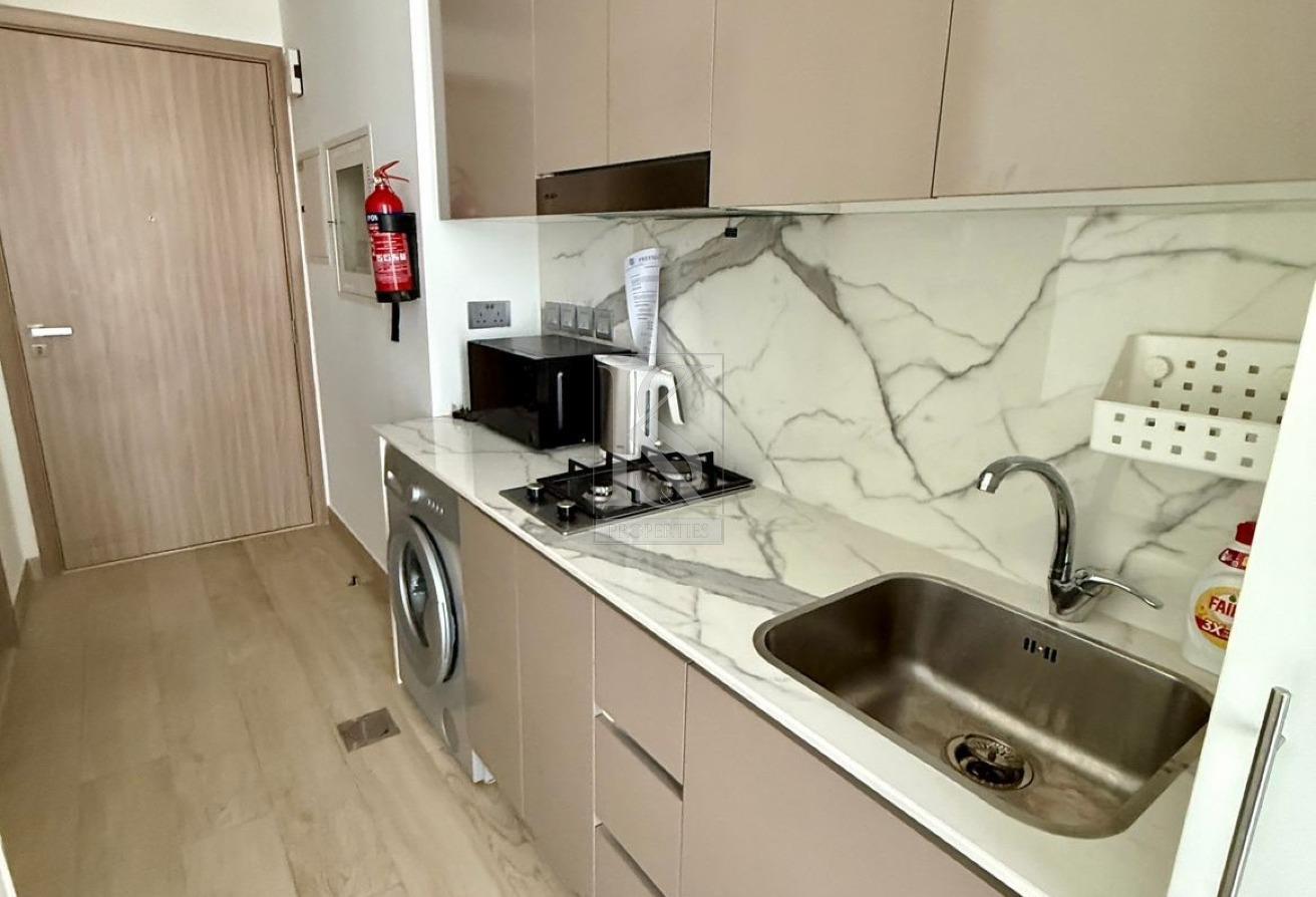 Stunning Views | Elegant and Cozy | Furnished Unit photo 4