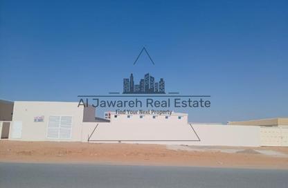 Warehouse - Studio - 2 Bathrooms for rent in Umm Dir - Umm Al Quwain