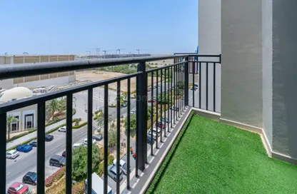 Apartment - 2 Bedrooms - 2 Bathrooms for rent in Hayat Boulevard 2A - Hayat Boulevard 2 - Hayat Boulevard - Town Square - Dubai