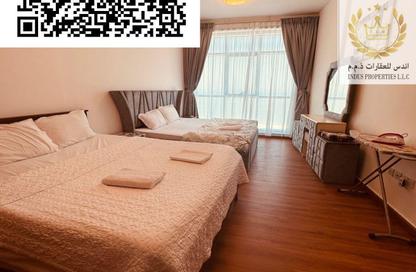 شقة - 2 غرف نوم - 2 حمامات للايجار في مساكن كورنيش عجمان - طريق كورنيش عجمان - عجمان