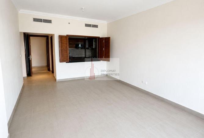 REFINED LIVING | TRANQUIL GREEN VIEWS | NEAR METRO