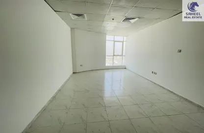 Apartment - 1 Bathroom for rent in RAK Tower - Al Seer - Ras Al Khaimah