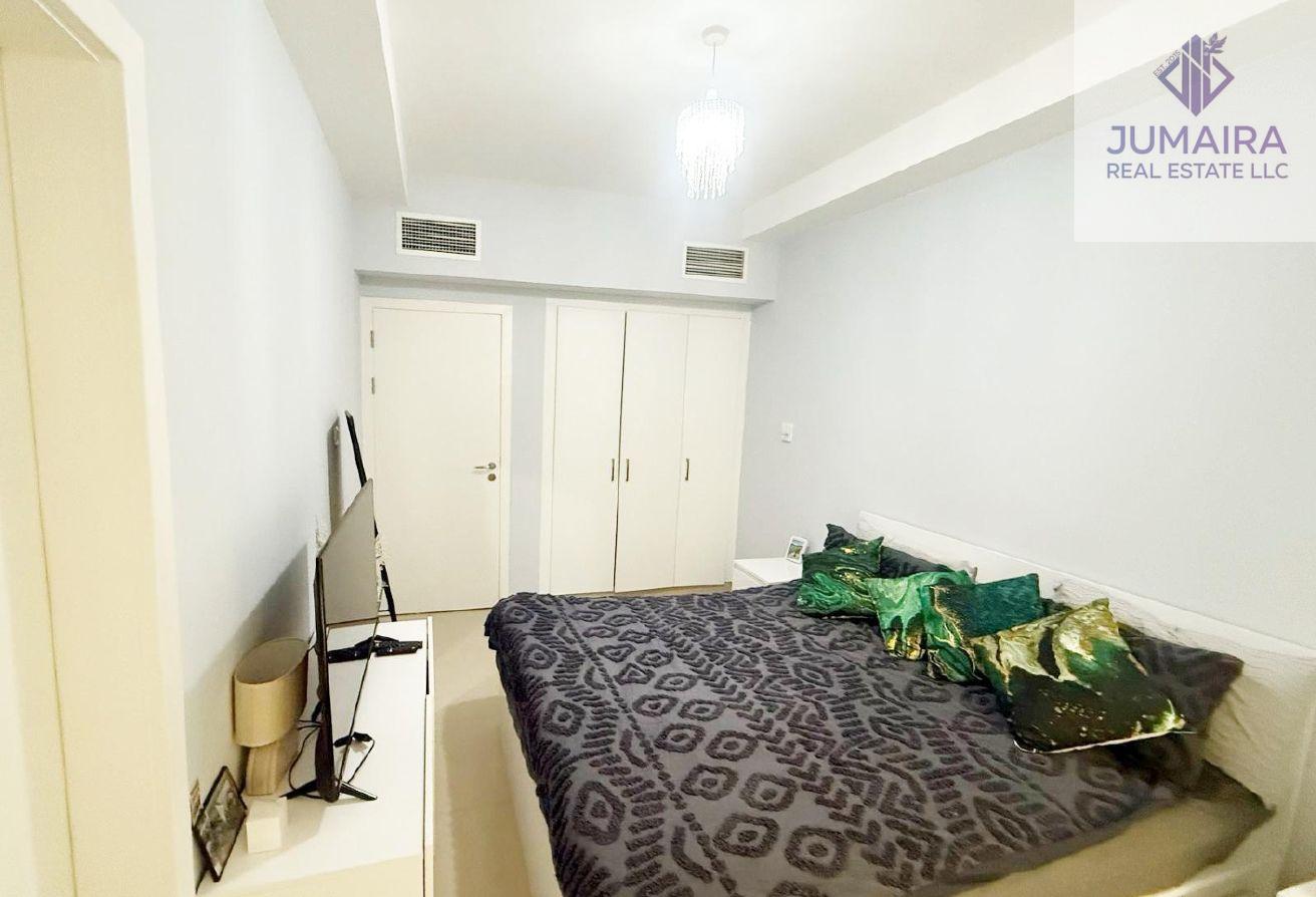 2 BR Duplex | Beach access | Few Minutes to Casino