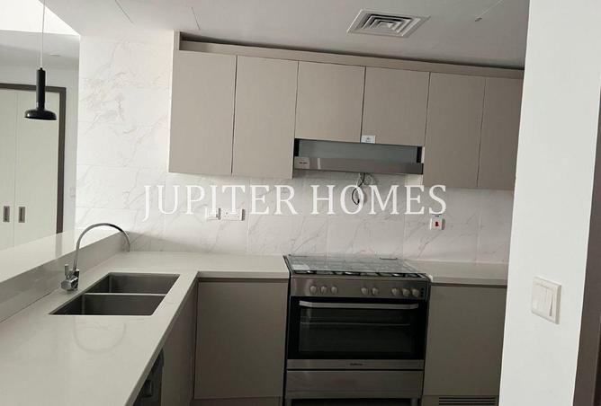 82373294 - Property Image 3