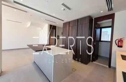 Townhouse - 2 Bedrooms - 4 Bathrooms for rent in Nad Al Dhabi - Al Jubail Island - Abu Dhabi