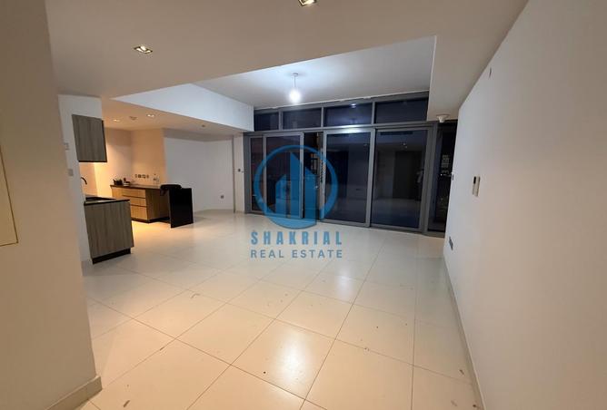128370949 - Property Main Image