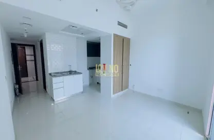 شقة - 1 حمام للايجار في ذا جيت ريزيدينس 2 - مجمع دبي ريزيدنس - دبي