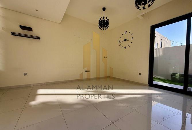 56144067 - صورة العقار 3