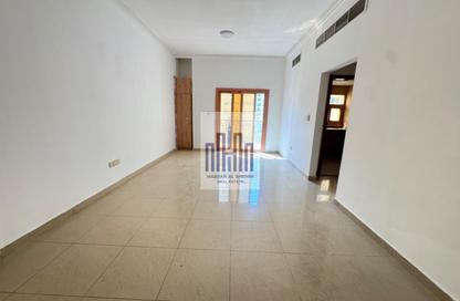 Apartment - 2 Bedrooms - 2 Bathrooms for rent in Muwailih Building - Muwaileh - Sharjah