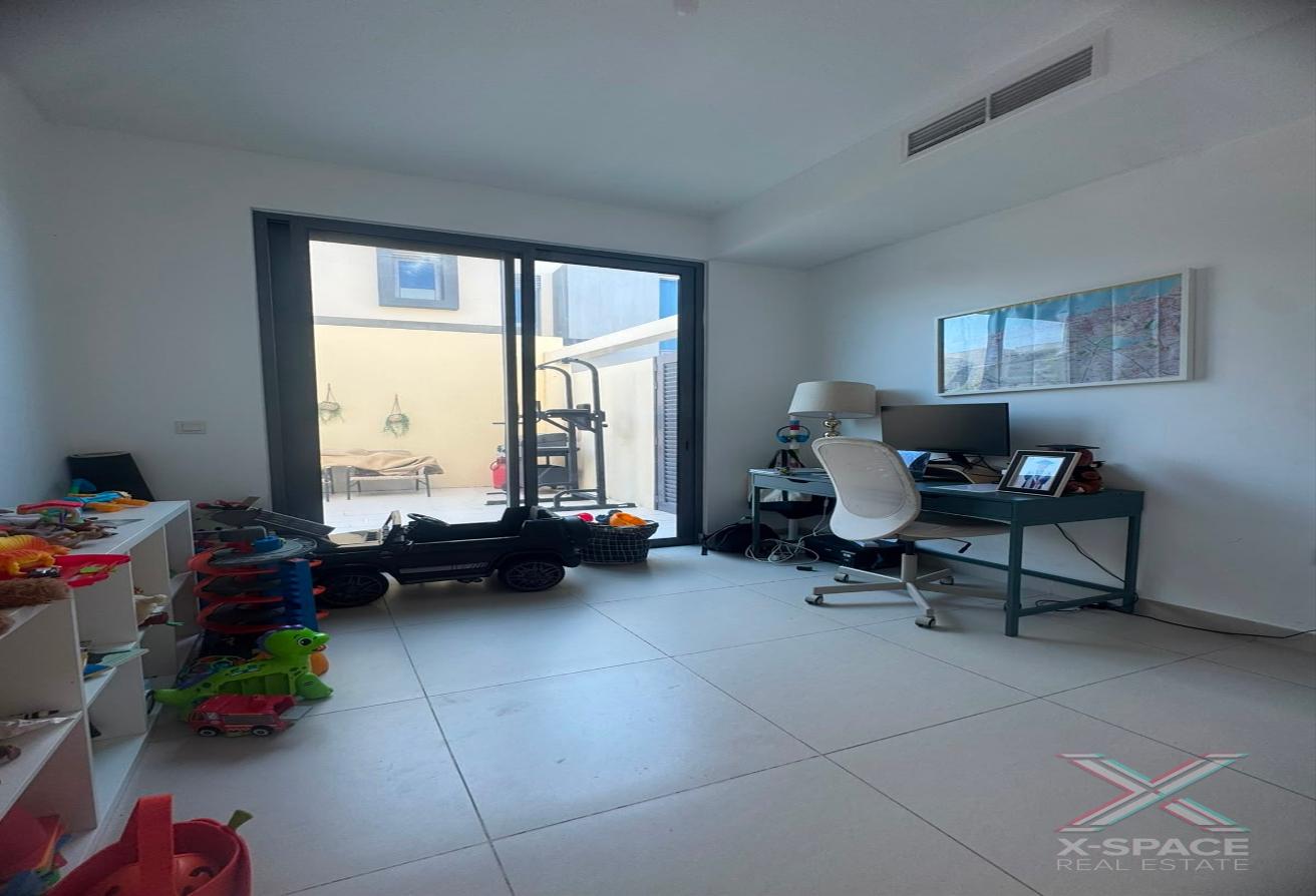 Upgraded Units | Fully Furnished | Vacant Soon photo 5
