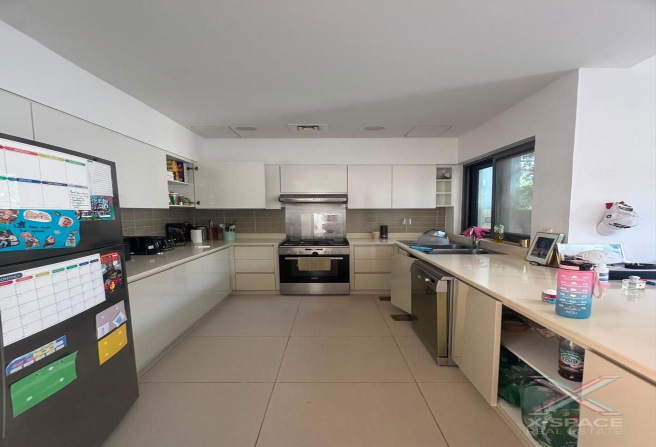 Upgraded Units | Fully Furnished | Vacant Soon photo 13